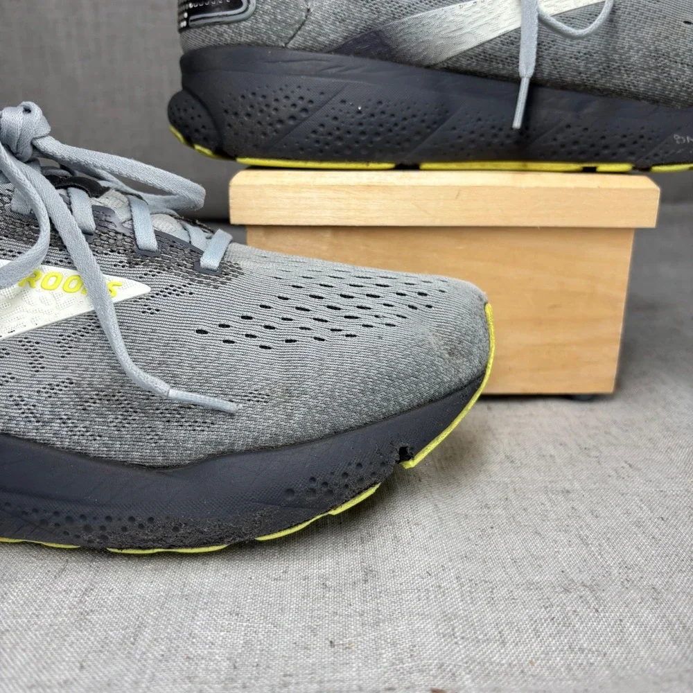 Brooks Ghost 14 Mens Running Shoes Grey Black Yellow Size 12 Low Top Sneakers